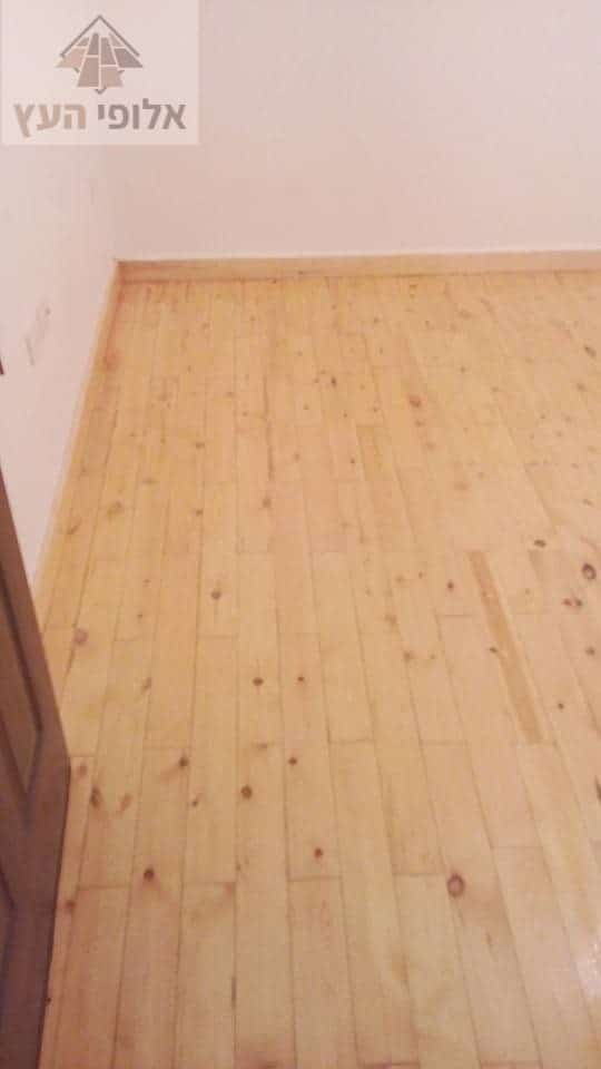 התקנת פרקטים בחדרים בבית בסביון